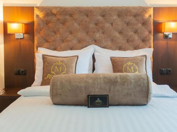 Villa Malkoc - Luxury Rooms & Apartments 莫斯塔尔 外观 照片